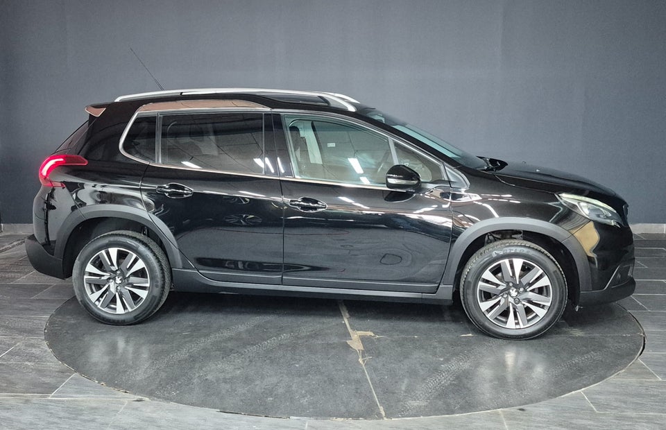 Peugeot 2008 1,6 BlueHDi 100 Allure Sky 5d