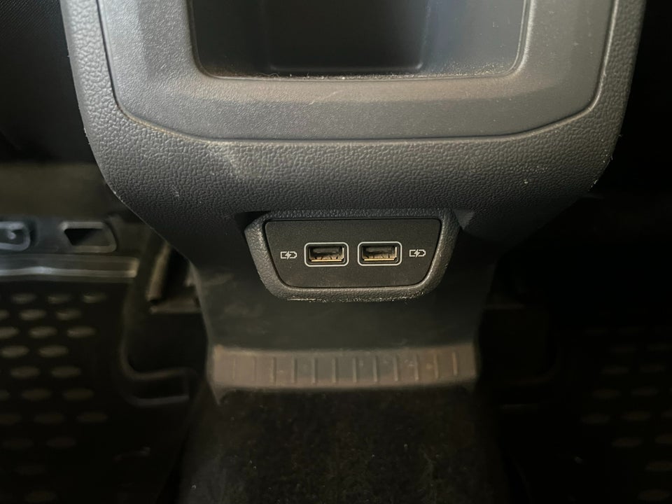 VW T-Cross 1,0 TSi 115 Life DSG 5d