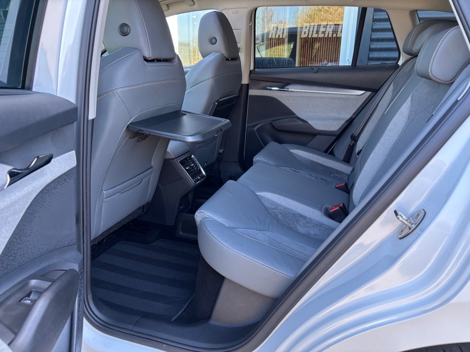 Skoda Enyaq 80 iV Loft 5d