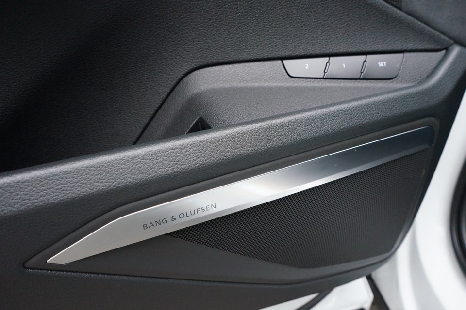 Audi Q8 e-tron 55 S-line Black Style quattro 5d