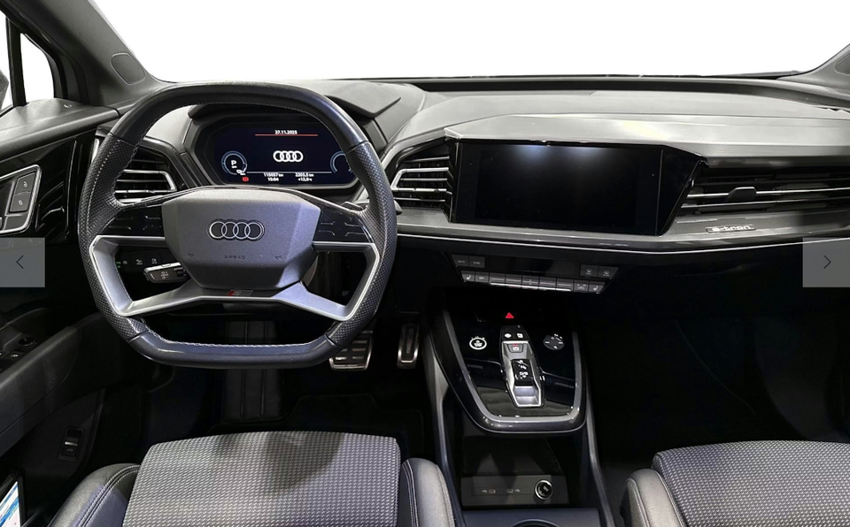 Audi Q4 e-tron 40 S-line 5d
