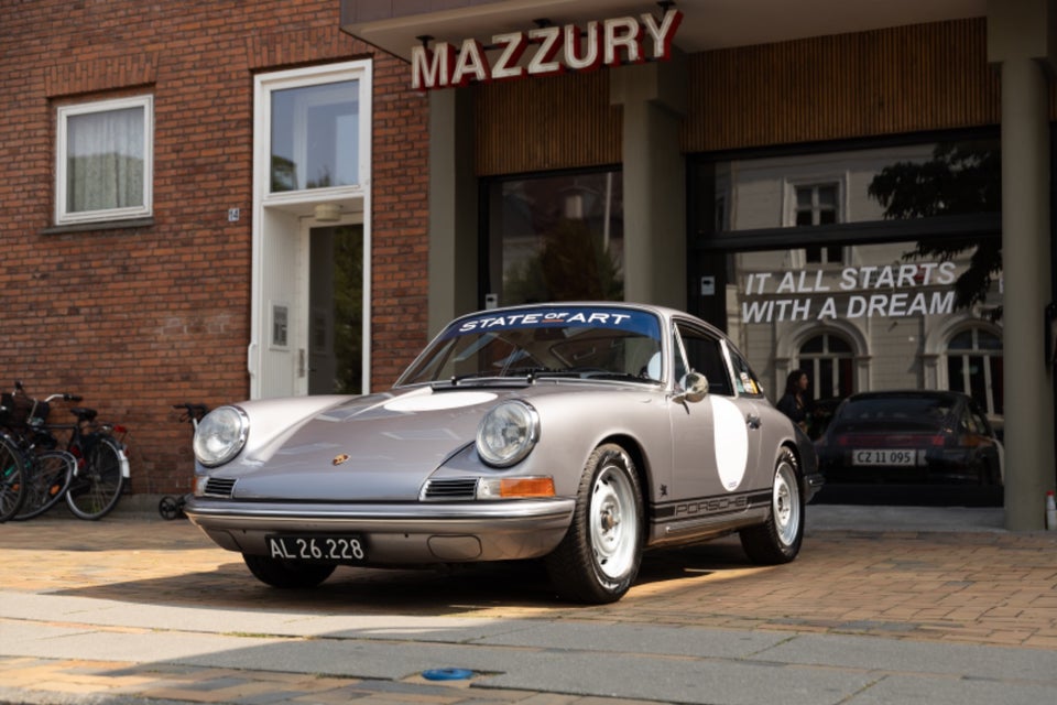 Porsche 911 2,2 Coupé L SWB 2d