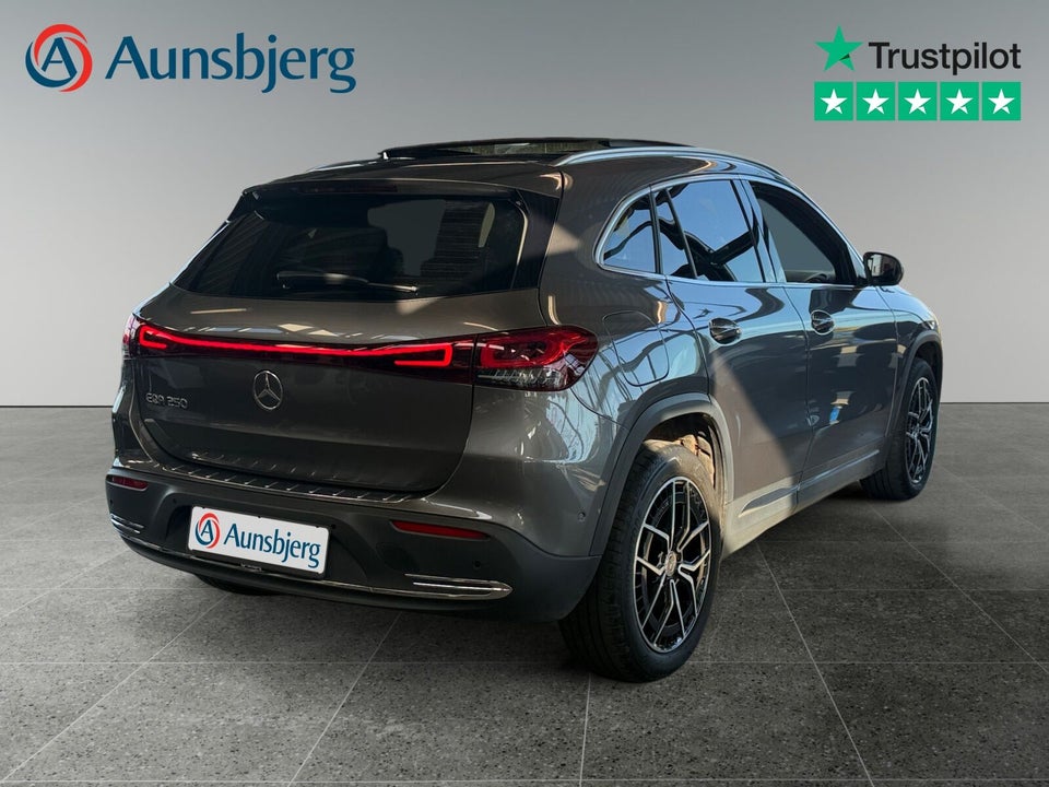 Mercedes EQA250 Progressive 5d