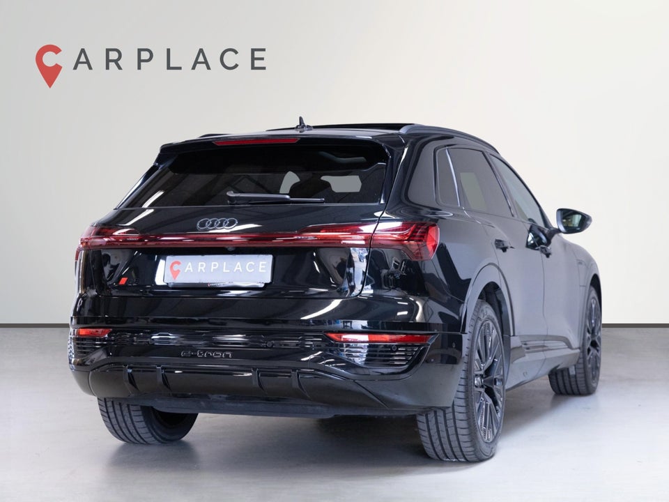 Audi Q8 e-tron 55 S-line quattro 5d