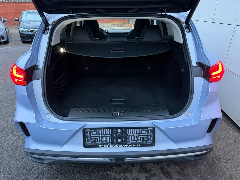 MG Marvel R Luxury 5d