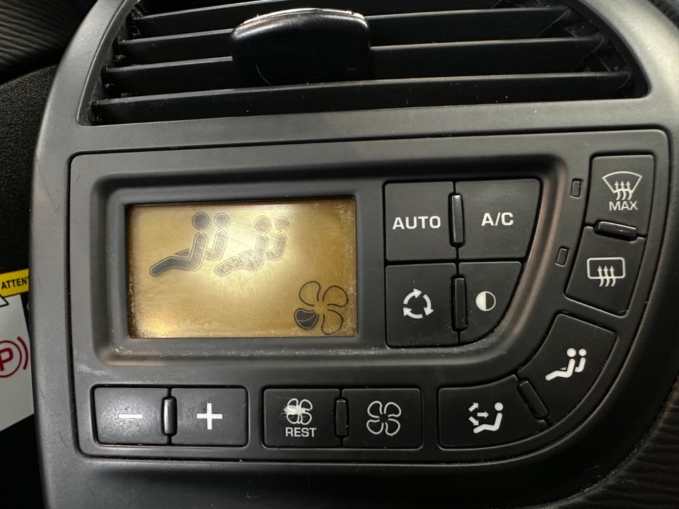 Citroën Grand C4 Picasso 1,6 HDi 112 Seduction E6G 7prs 5d