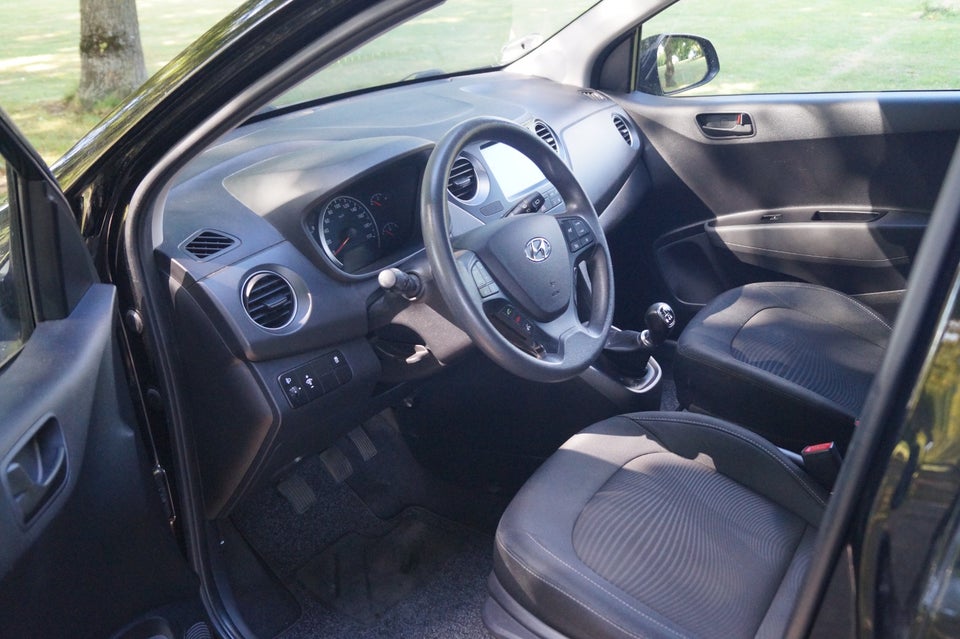 Hyundai i10 1,0 Touch 5d