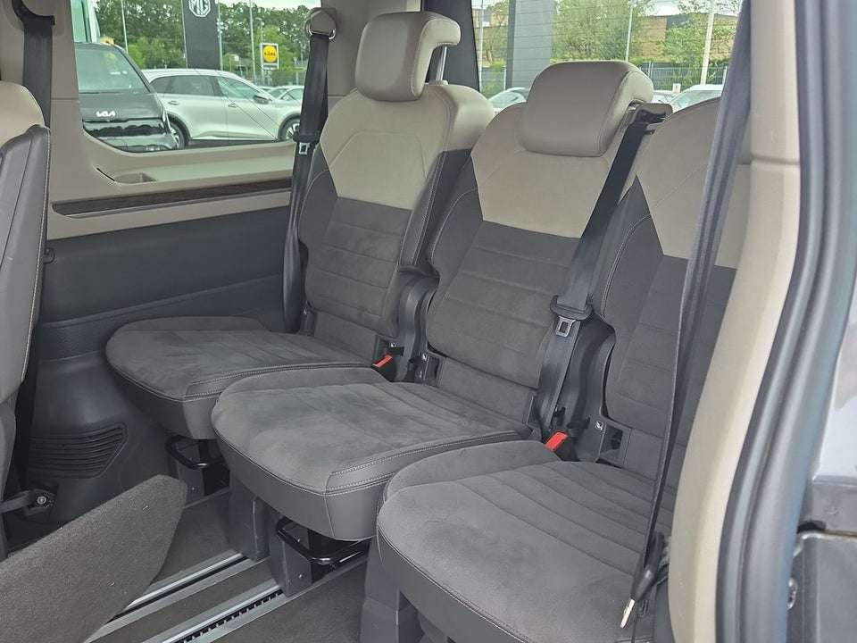 VW Multivan 1,4 eHybrid Style DSG kort