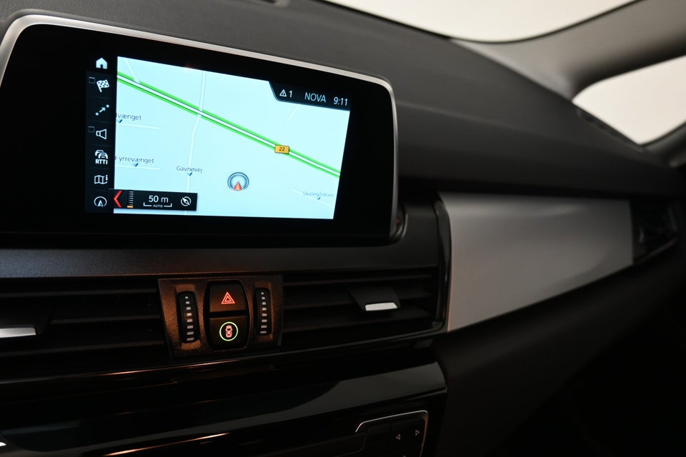 BMW 216i 1,5 Gran Tourer Connected 7prs 5d