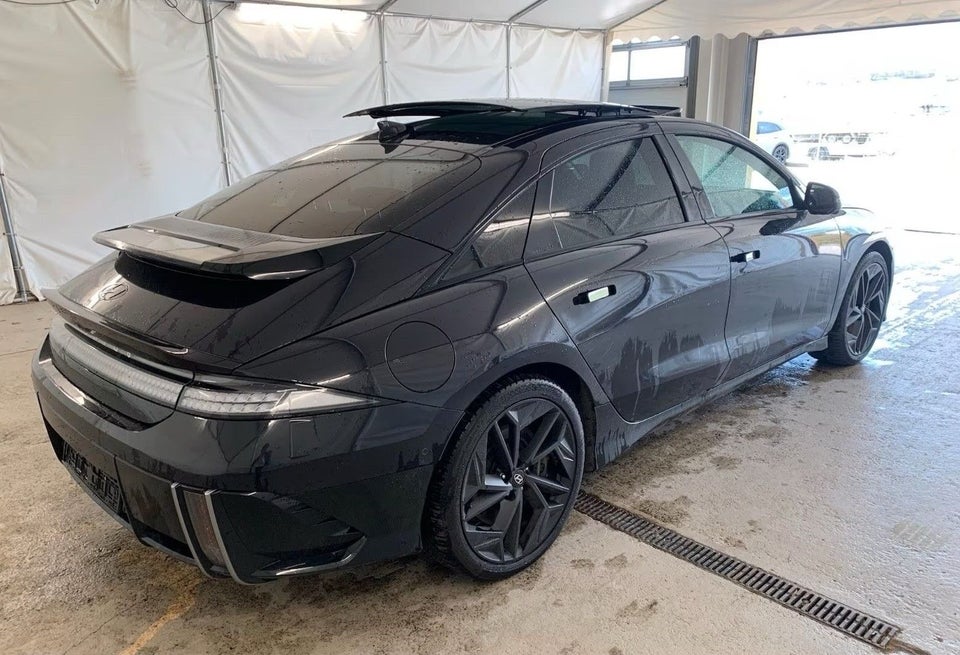 Hyundai Ioniq 6 77 First Edition AWD 4d