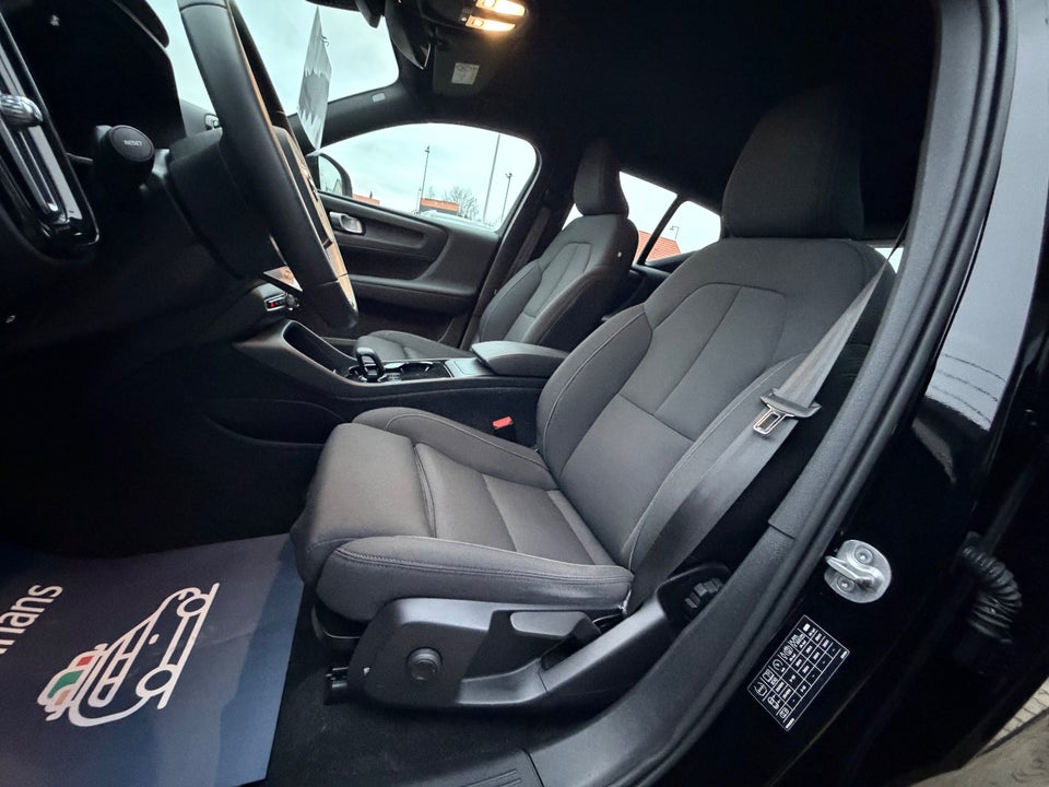 Volvo XC40 ReCharge Core 5d