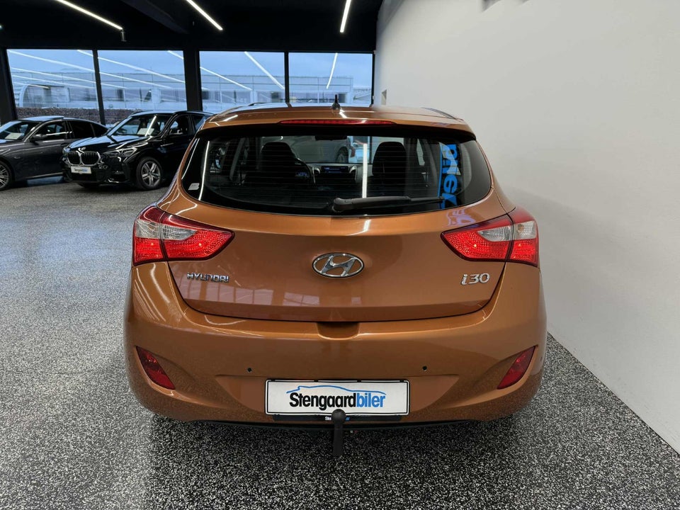 Hyundai i30 1,4 Trend 5d
