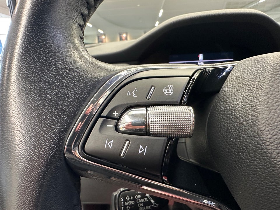Skoda Enyaq 60 iV Lodge 5d