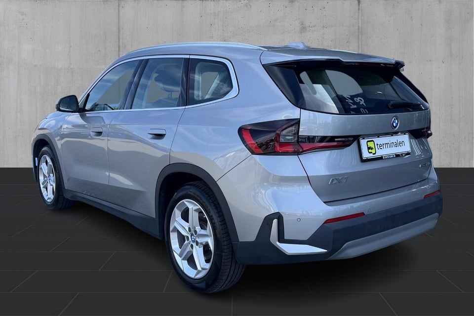 BMW iX1 eDrive20 5d