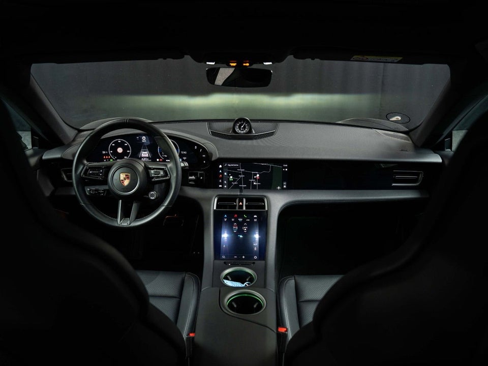 Porsche Taycan 4 Performance+ Cross Turismo 5d