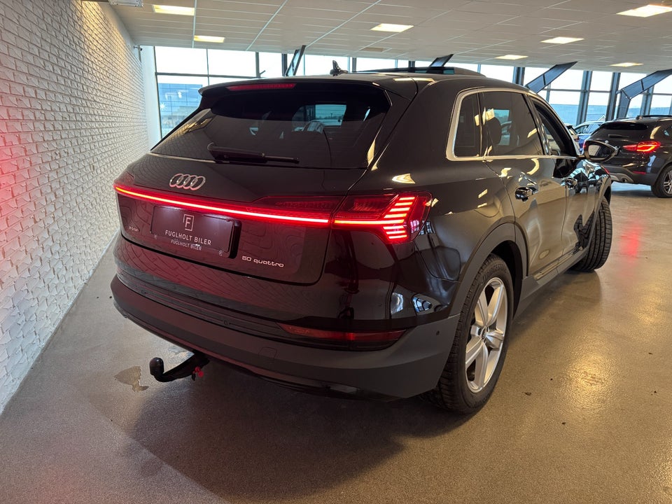 Audi e-tron 50 quattro 5d