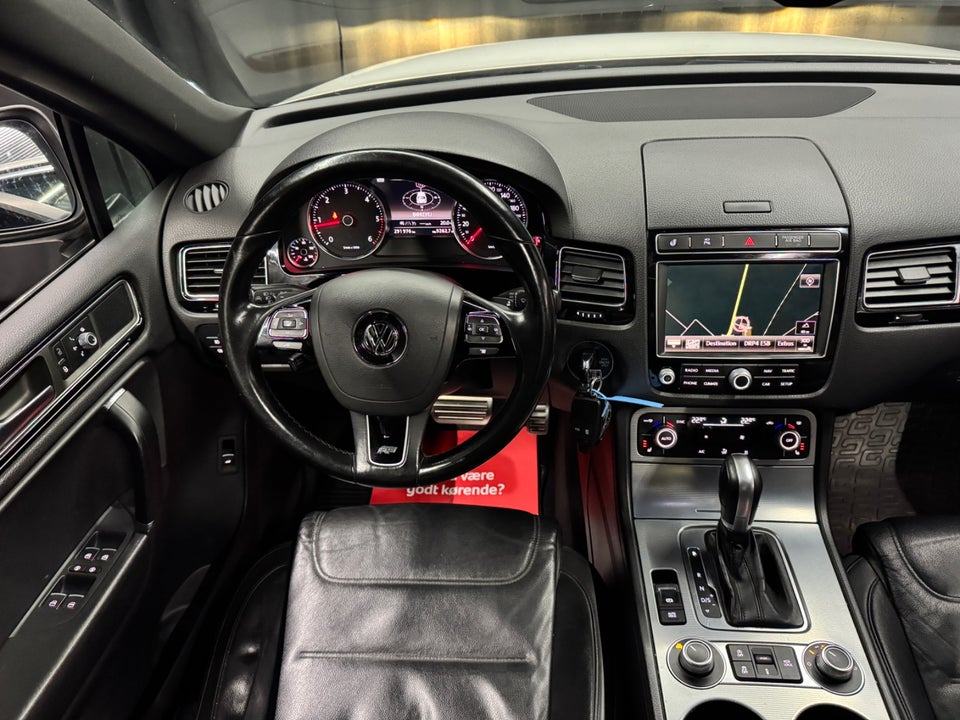 VW Touareg 3,0 V6 TDi 262 R-line Tiptr. 4Motion 5d