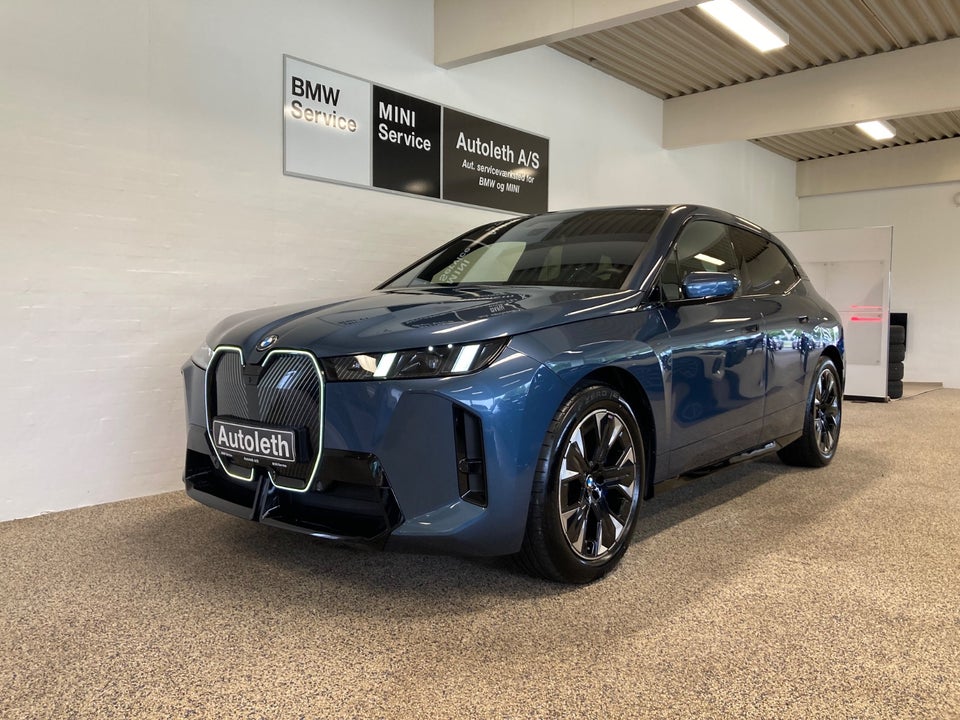 BMW iX xDrive45 M-Sport 5d