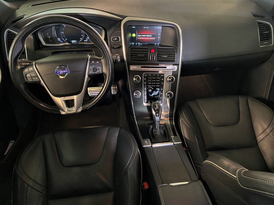 Volvo XC60 2,0 D4 181 R-Design aut. 5d