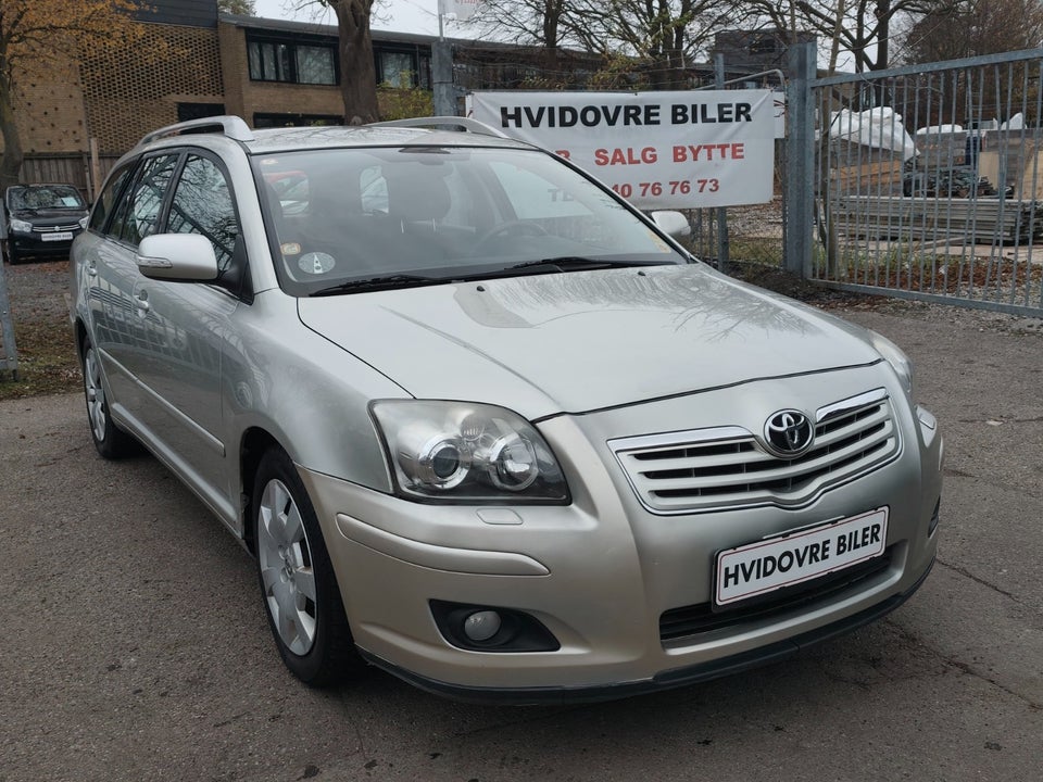 Toyota Avensis 1,8 VVT-i Sol stc. 5d