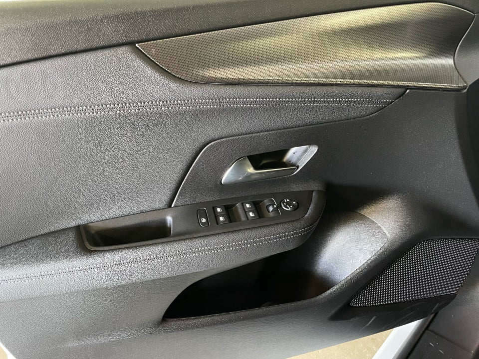 Opel Mokka-e 50 Elegance 5d