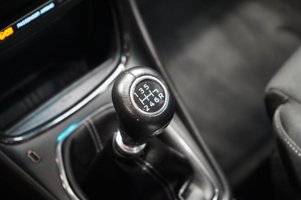 Ford Puma 1,0 EcoBoost mHEV Titanium 5d