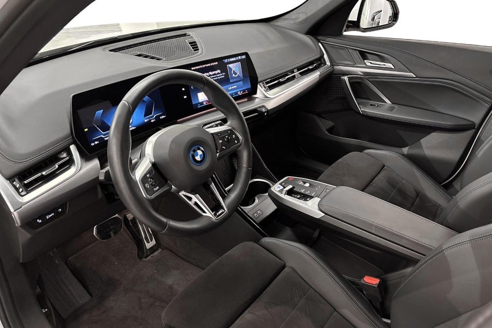 BMW iX1 xDrive30 M-Sport 5d