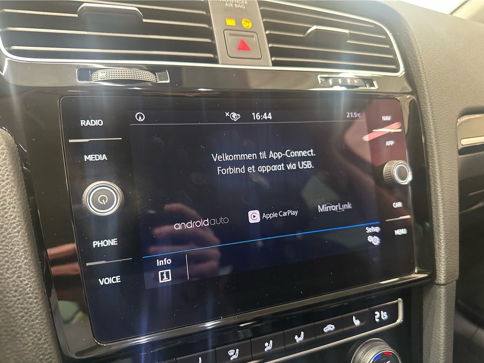 VW Golf VII 1,5 TSi 150 Highline DSG 5d