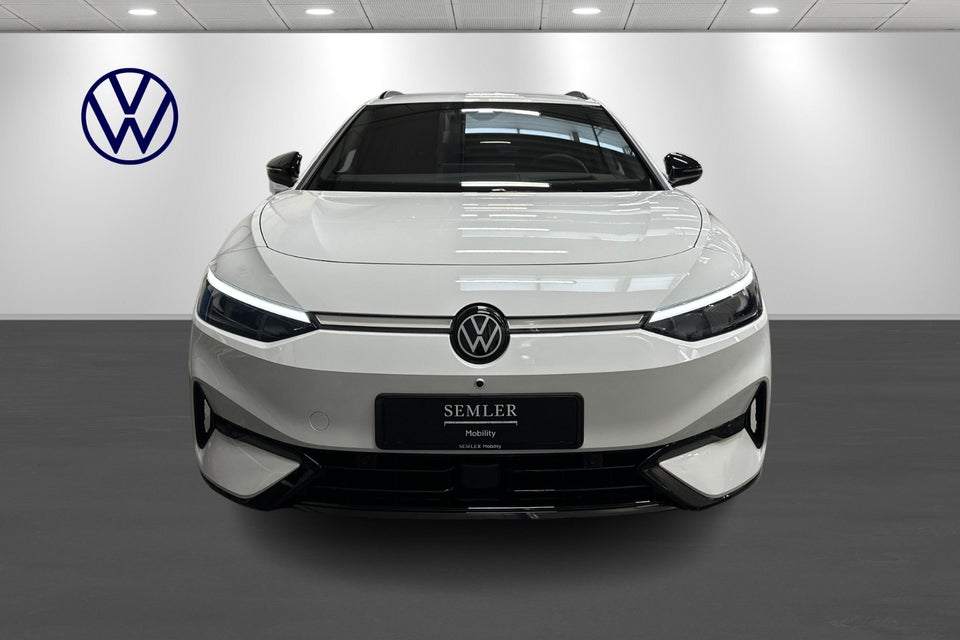 VW ID.7 77 Style+ Tourer 5d