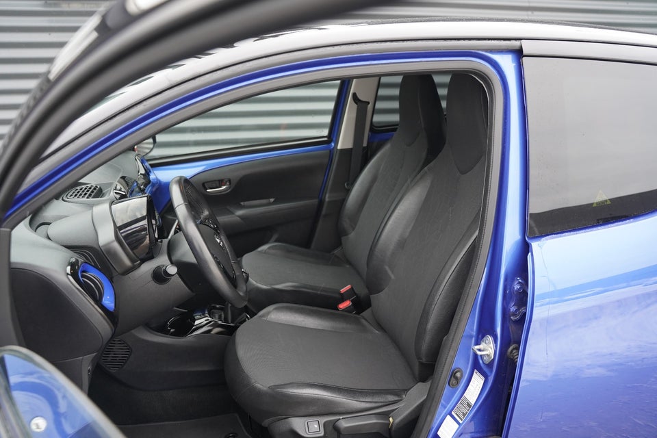 Toyota Aygo 1,0 VVT-i x-clusiv 5d