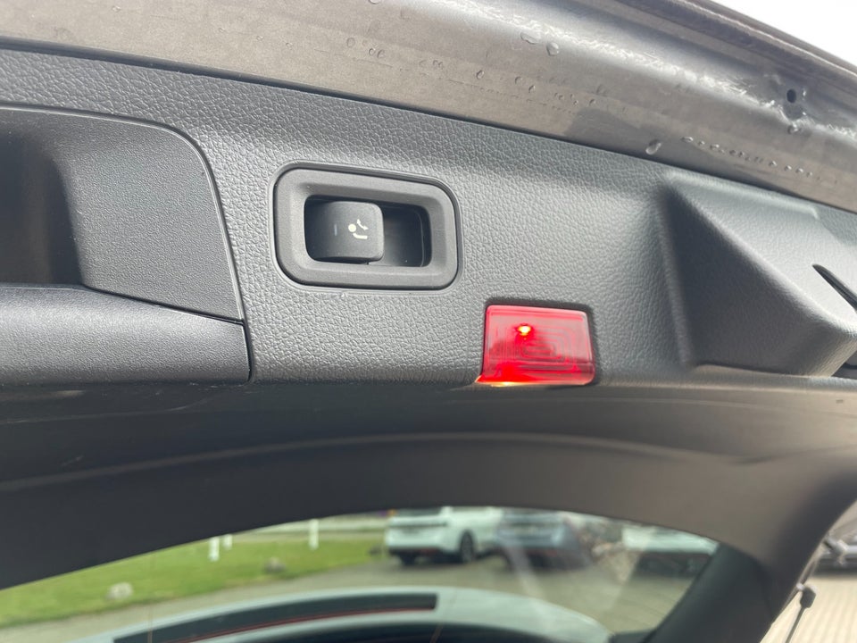 Mercedes A200 1,3 AMG Line aut. 4d