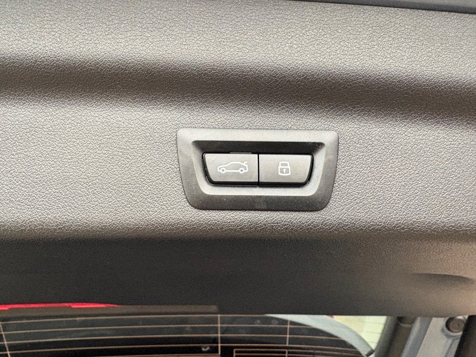 BMW iX1 eDrive20 M-Sport 5d