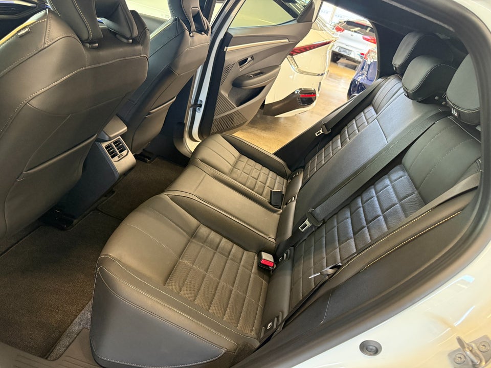 Renault Megane E-Tech 60 Iconic 5d