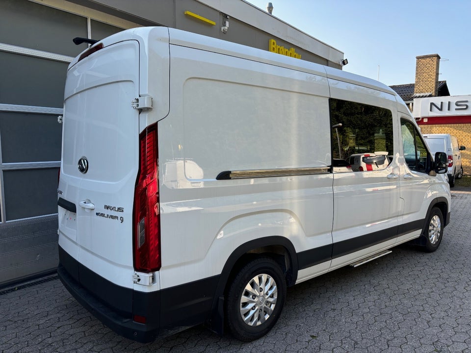 Maxus e-Deliver 9 88 L3H2 Mandskabsvogn