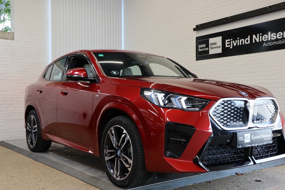 BMW iX2 eDrive20 M-Sport 5d