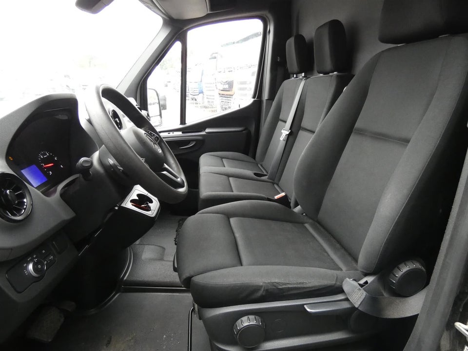 Mercedes Sprinter 317 2,0 CDi A2 Kassevogn aut. RWD