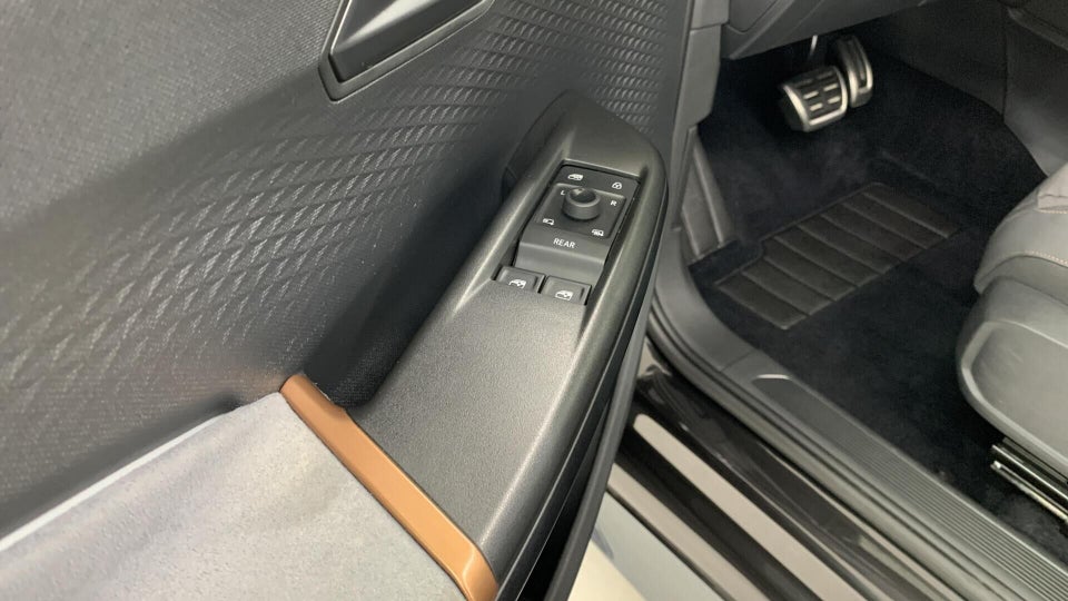 Cupra Born 77 e-Boost 5d