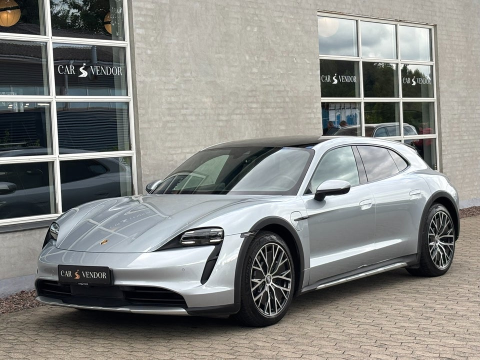 Porsche Taycan 4 Performance+ Cross Turismo 5d