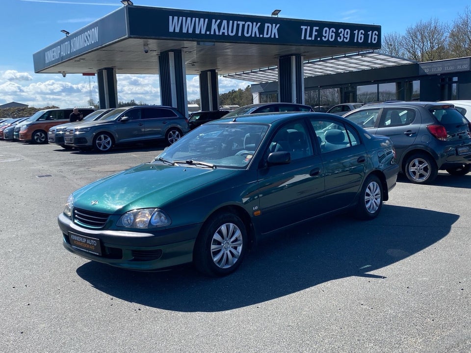 Toyota Avensis 1,8 Terra 4d