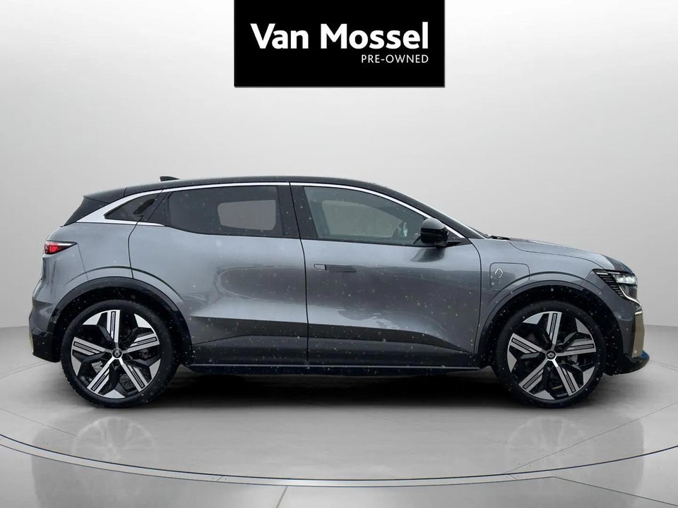 Renault Megane E-Tech 60 Iconic 5d