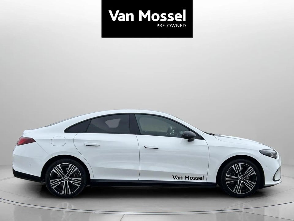 Mercedes CLA250+ EQ Progressive 4d