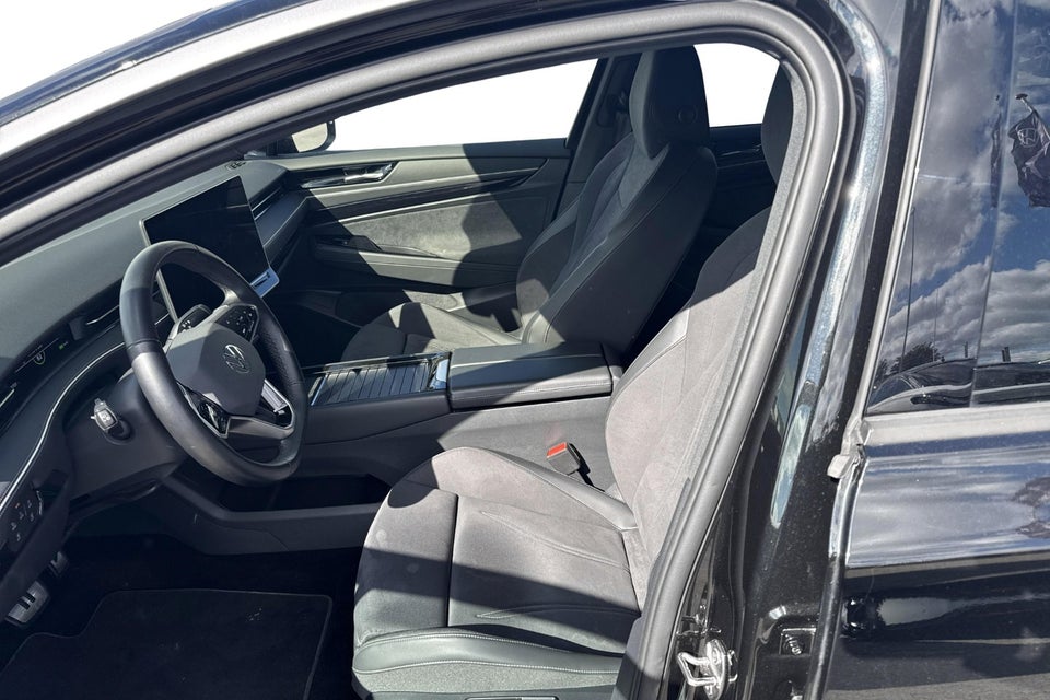 VW ID.7 77 Pro Tourer 5d