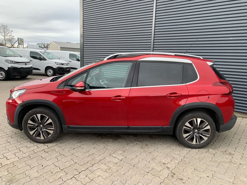 Peugeot 2008 1,6 BlueHDi 100 Allure Sky 5d