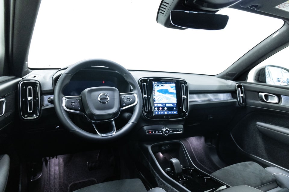 Volvo XC40 ReCharge Extended Range Start 5d
