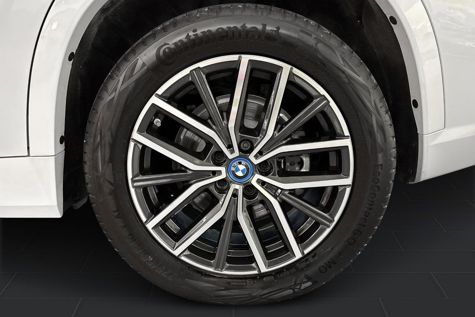 BMW iX1 eDrive20 M-Sport 5d