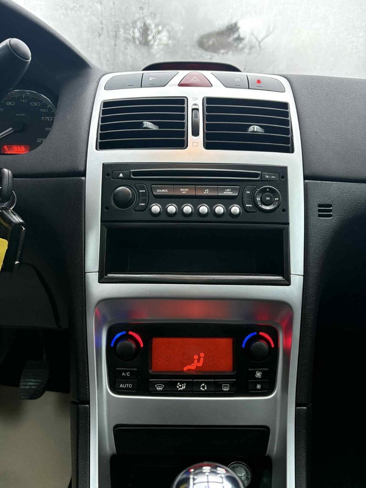 Peugeot 307 2,0 T6 5d