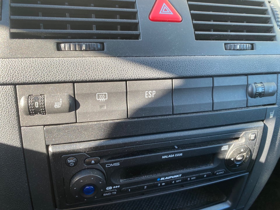 Skoda Fabia 1,4 16V 75 Ambiente Combi 5d