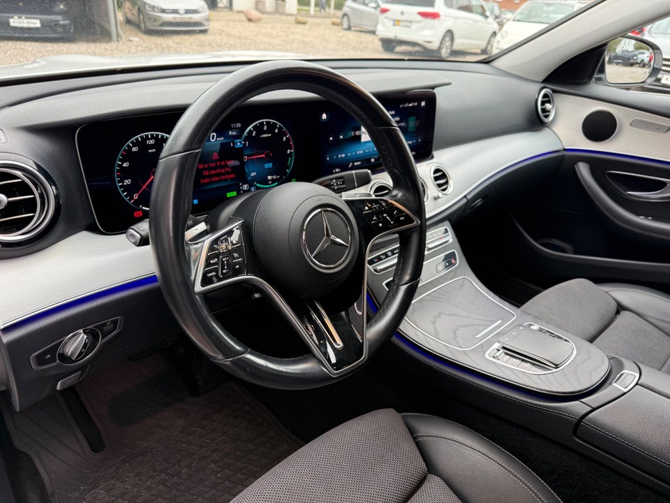 Mercedes E300 de 2,0 Avantgarde stc. aut. 4Matic 5d
