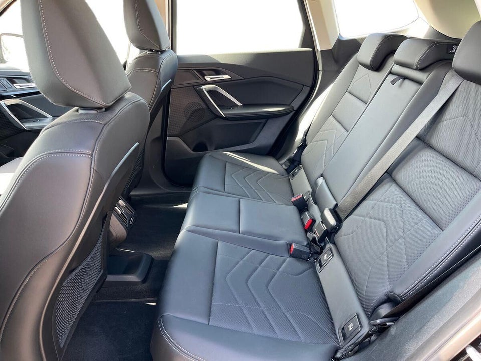 BMW iX1 eDrive20 X-Line 5d