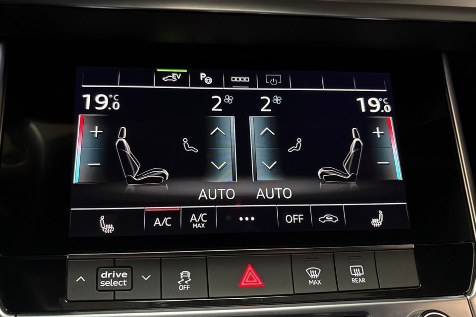 Audi A6 50 TFSi e Sport Prestige quattro S-tr. 4d